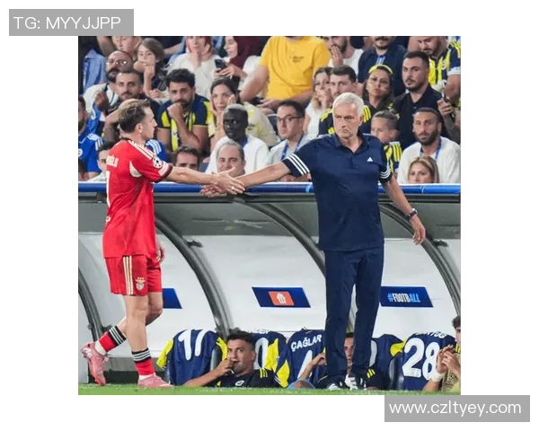 格拉茨主场迎战费内巴切双方争夺欧战小组出线关键战役