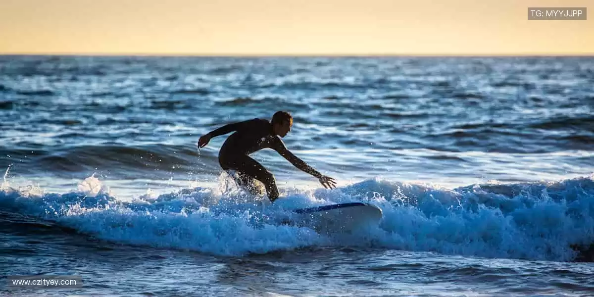 限量周边,专属荣耀,让热爱永不缺席!🔥